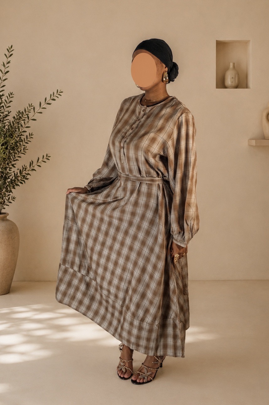Robe longue à carreaux marron